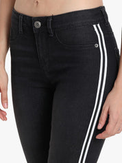 Kotty Women Black Skinny Fit High-Rise Clean Look Jeans