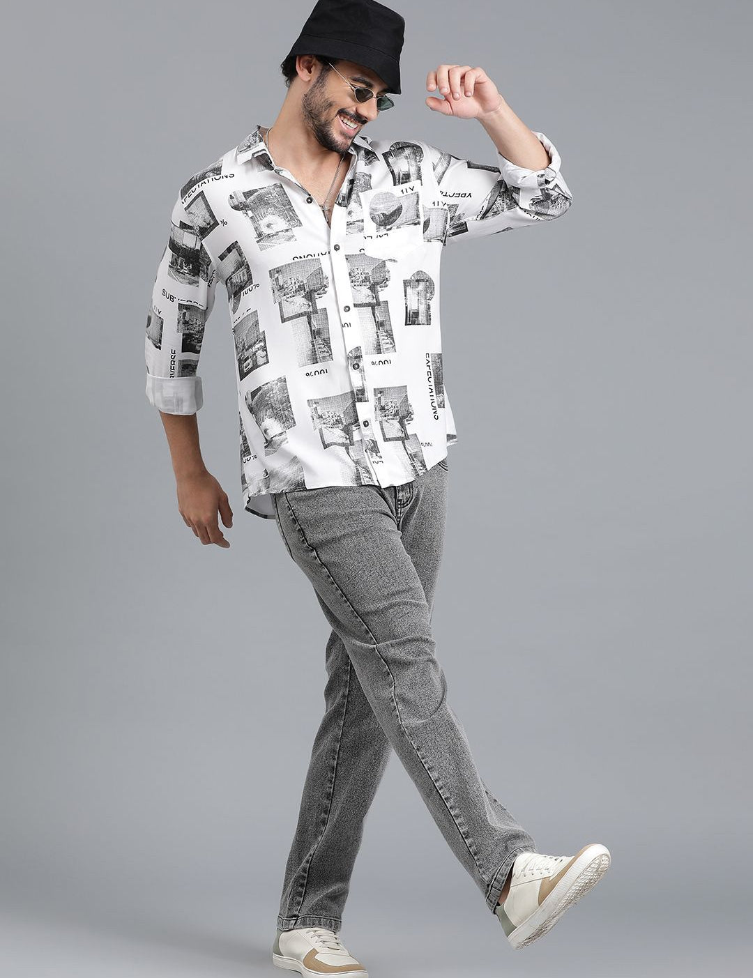 Kotty White Graphic Printed Casual Shirt
