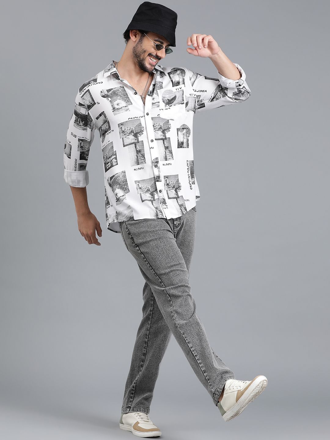 Kotty White Graphic Printed Casual Shirt