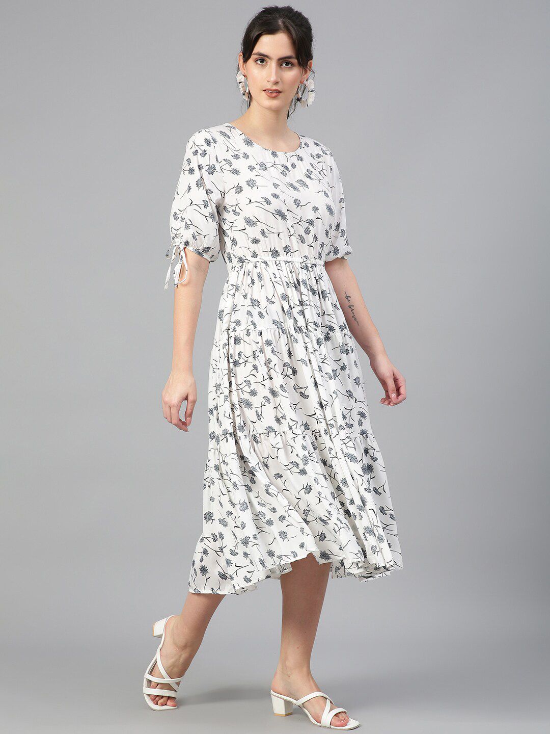 Kotty Floral Printed Puff Sleeves Fit & Flare Midi Dress