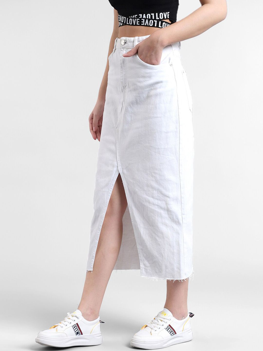 Kotty Women White Solid Denim Straight Skirt