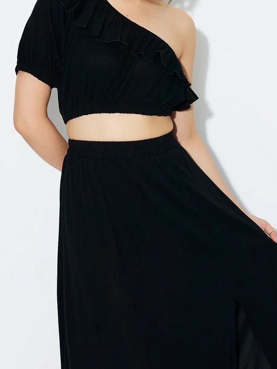 Kotty Black One Shoulder Top With Skirt