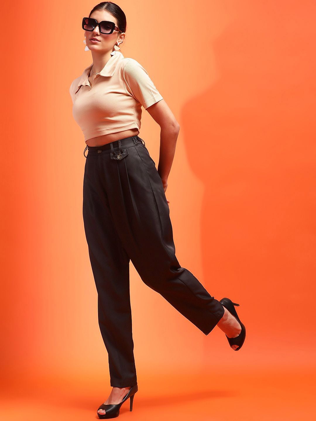 Kotty Women Relaxed High-Rise Easy Wash Pleated Trousers