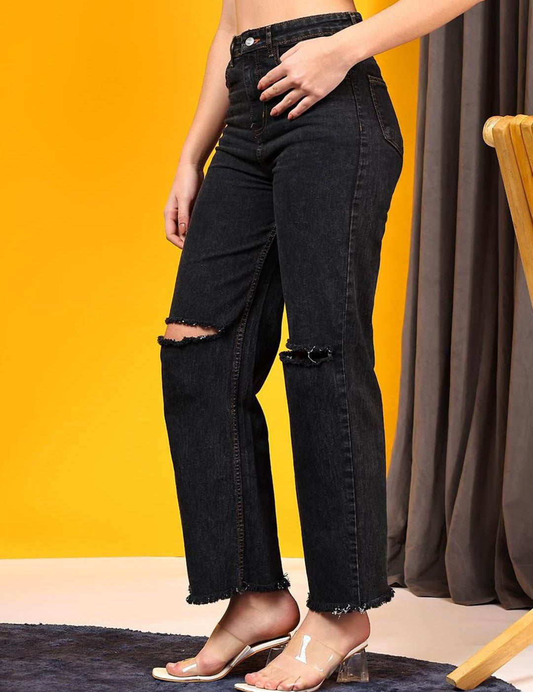 Kotty Women Jean High-Rise Mildly Distressed Jeans