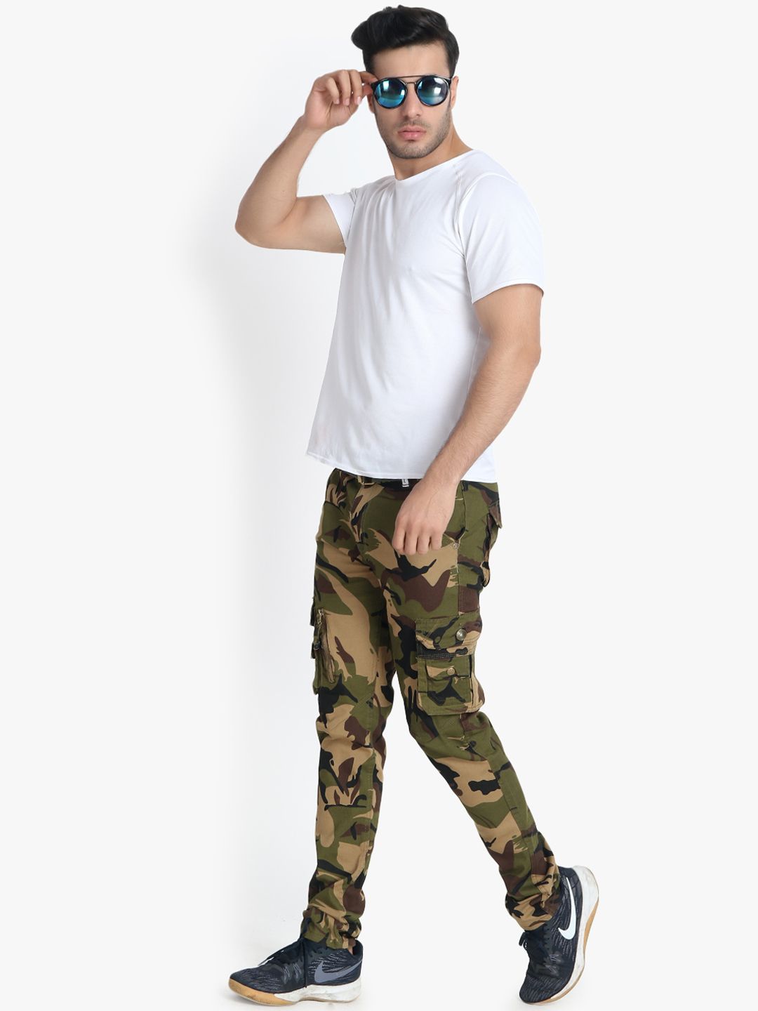 Kotty Men Olive Green & Brown Regular Fit Printed Cargos