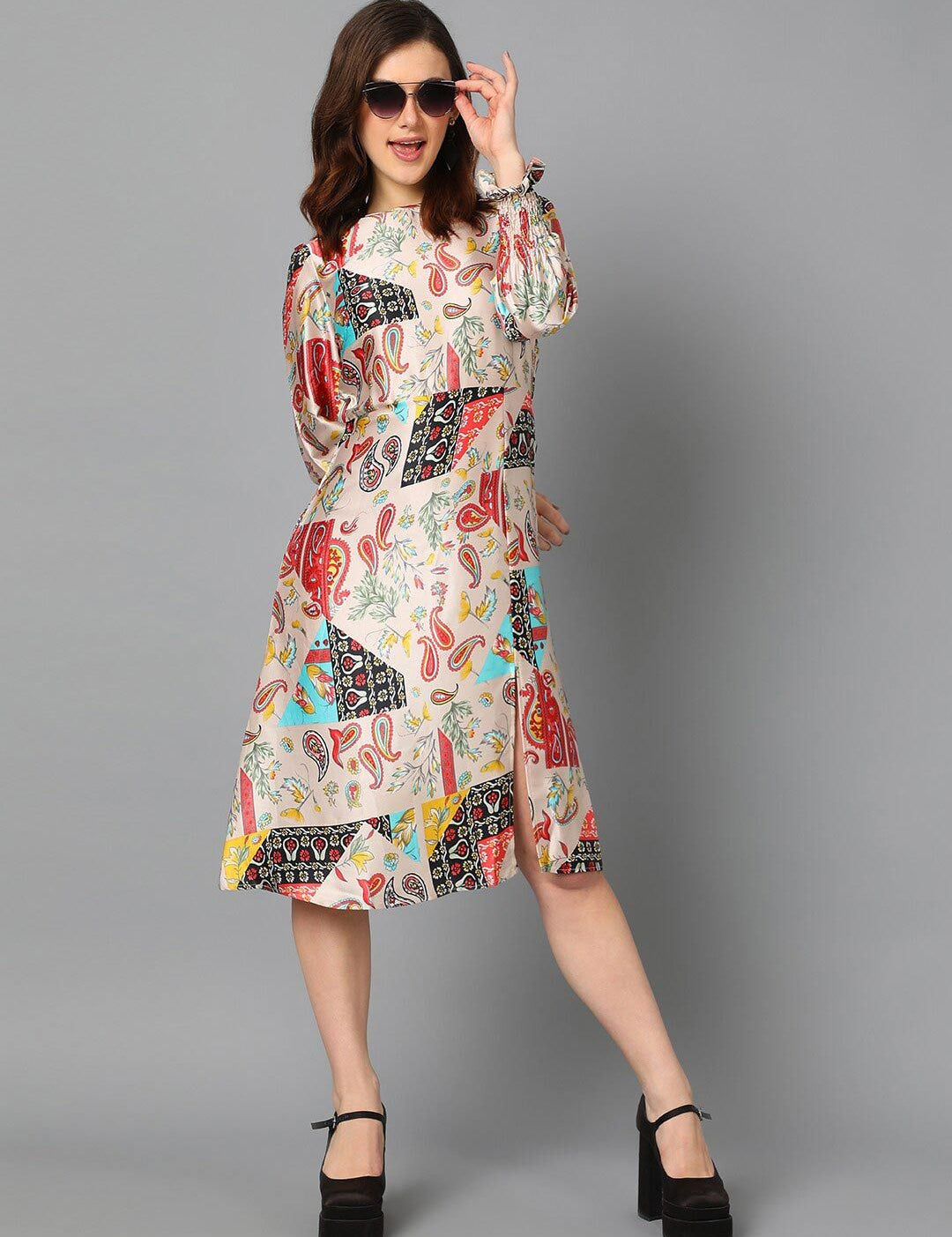 Kotty Off White & Black Ethnic Motifs Printed Puffed Sleeves A-Line Dress