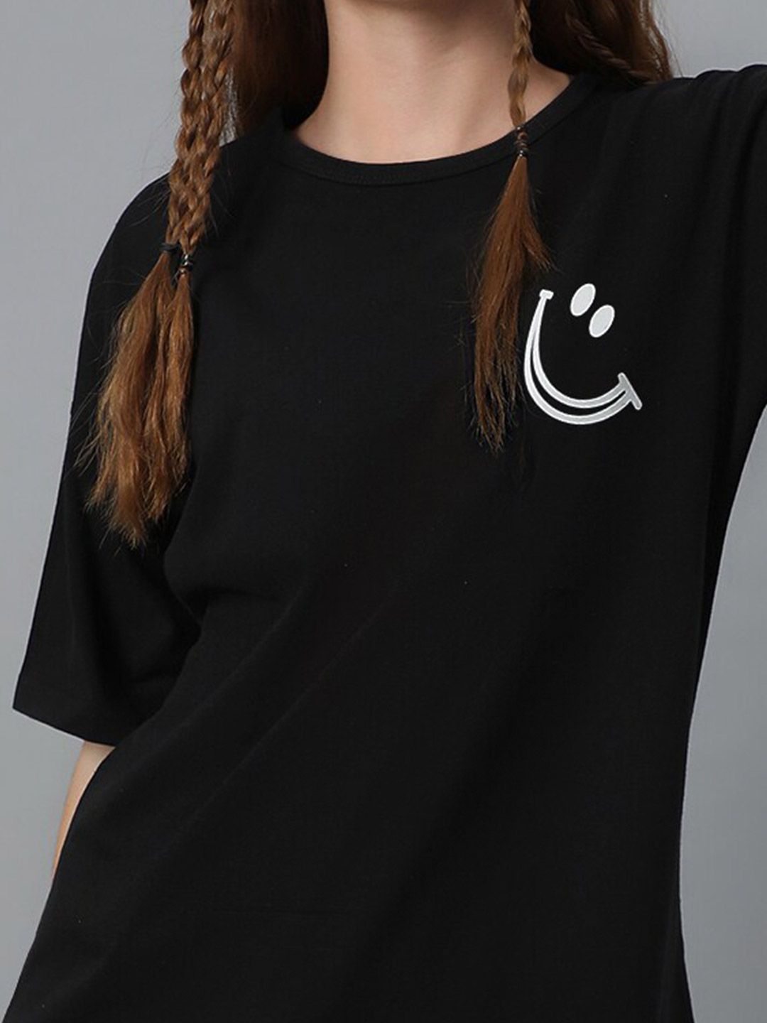 Kotty Graphic Printed Round Neck  Drop-Shoulder Sleeves Pure Cotton Oversized T-shirt