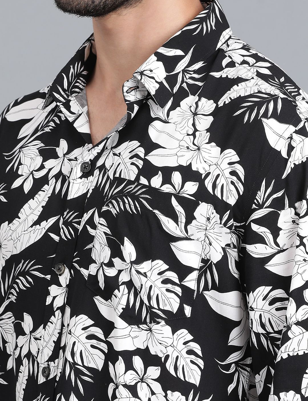 Kotty Men Spread Collar Tropical Printed Casual Shirt