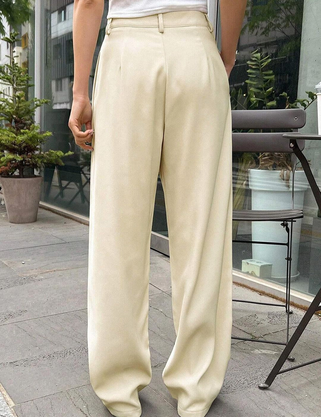 KOTTY BIZwear Women Beige Relaxed Straight Leg Straight Fit High-Rise Easy Wash Pleated Trousers