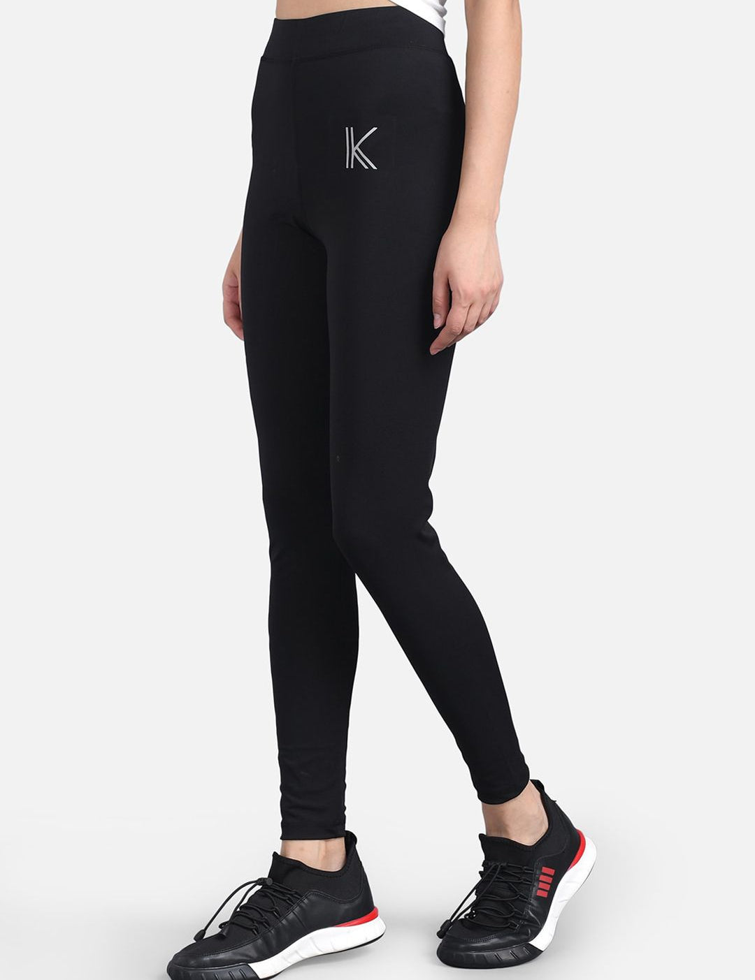 Kotty Women Black & White Printed Tights