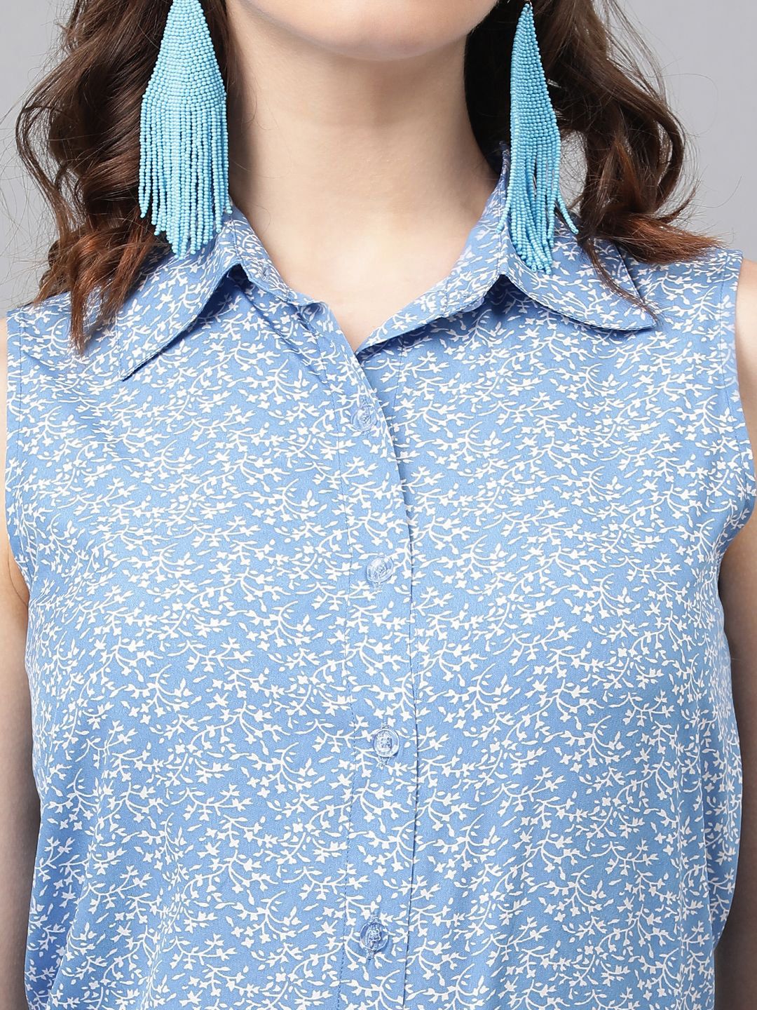 Kotty Blue Floral Printed Casual Shirt