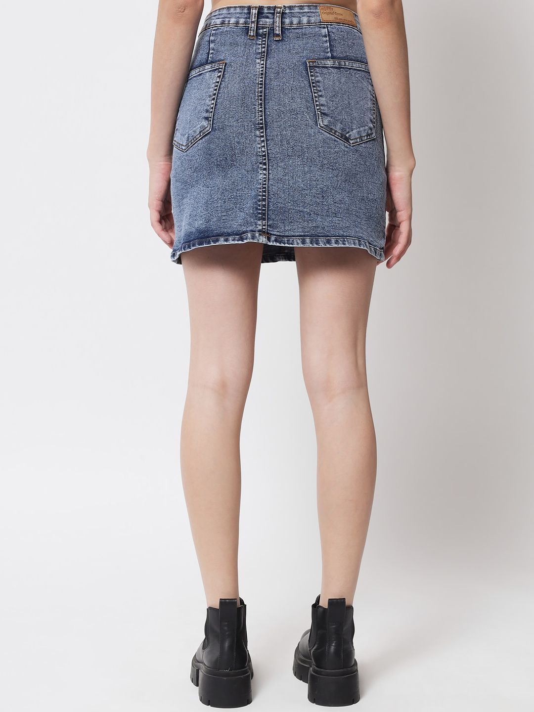 Kotty Women Blue Solid Straight Denim Skirt