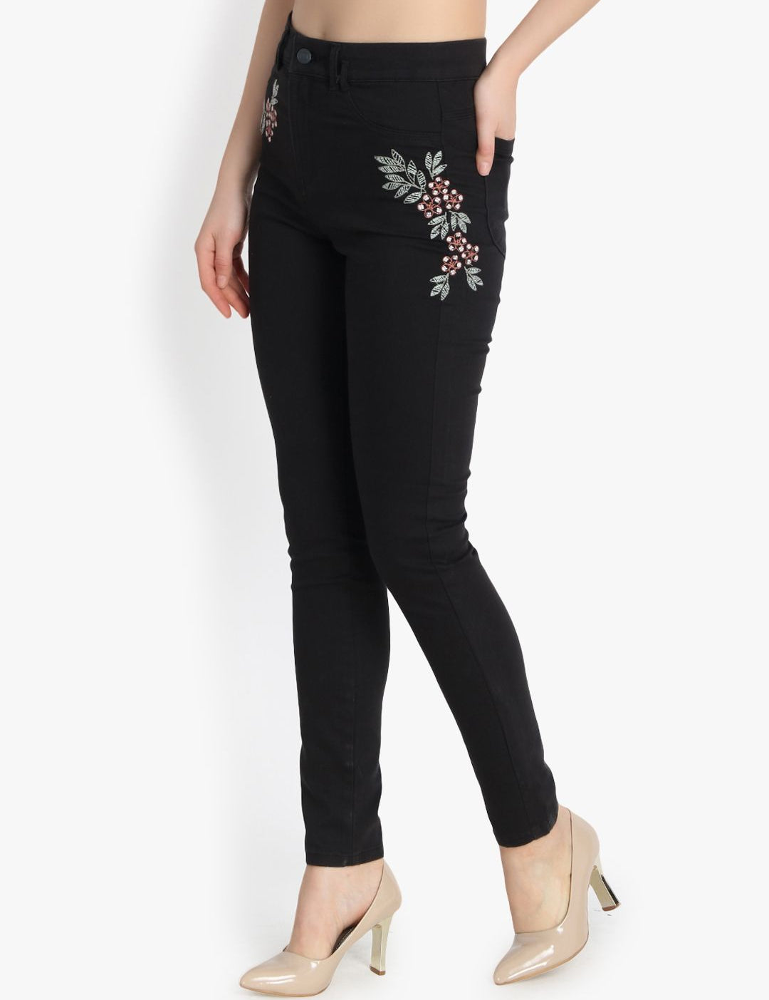 Kotty Women Black Skinny Fit High-Rise Clean Look Stretchable Jeans