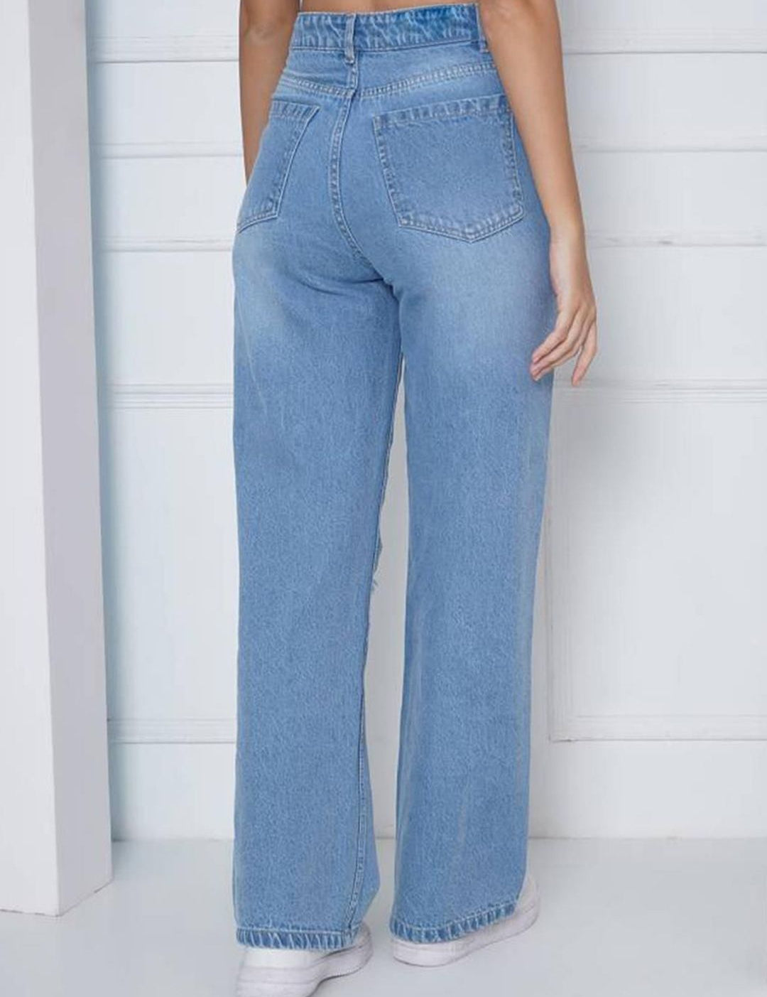 Kotty Women Straight Fit High-Rise Highly Distressed Stretchable Jeans