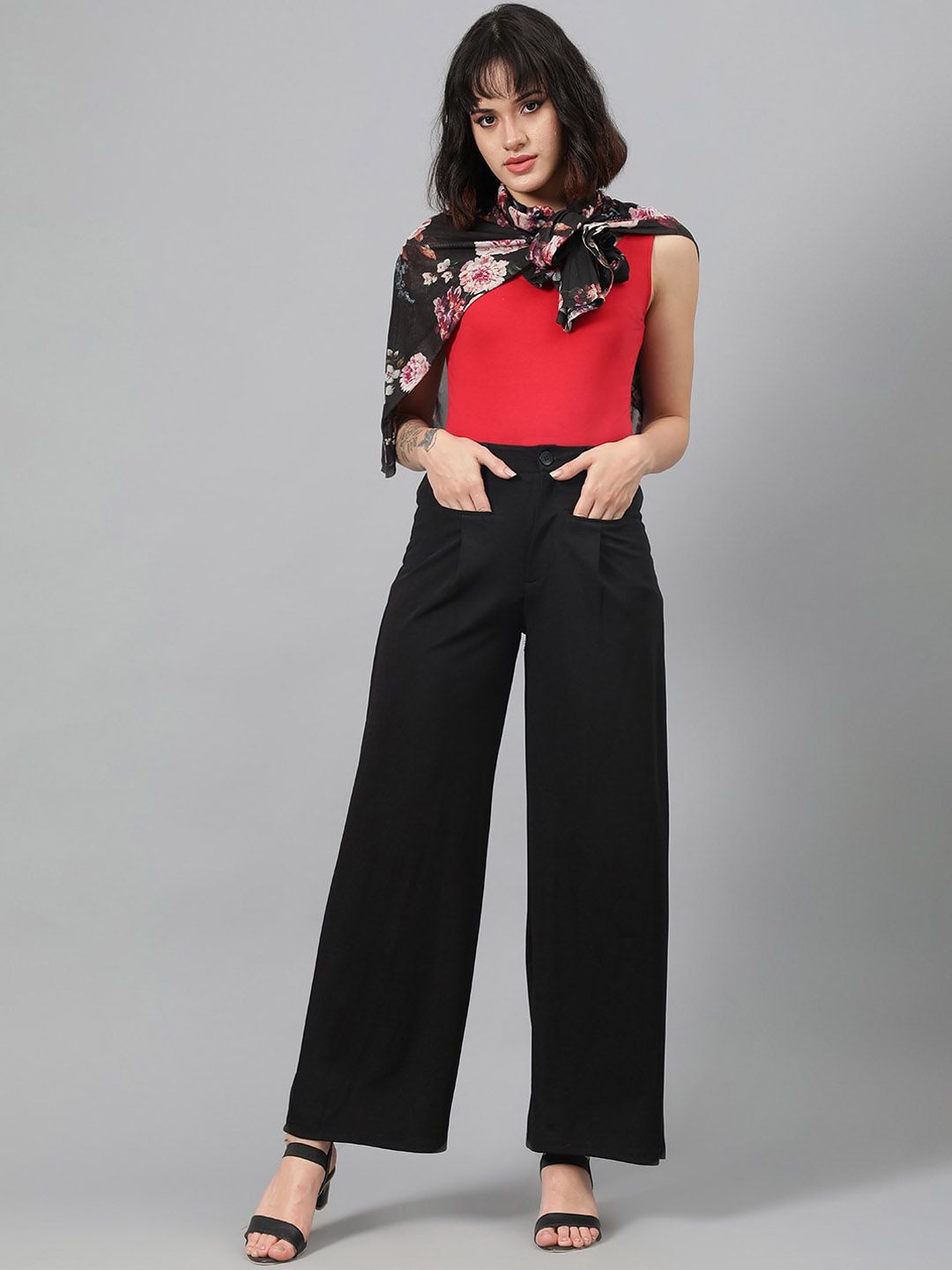 Kotty Women Black Relaxed Straight Leg Fit High-Rise Easy Wash Parallel Trousers