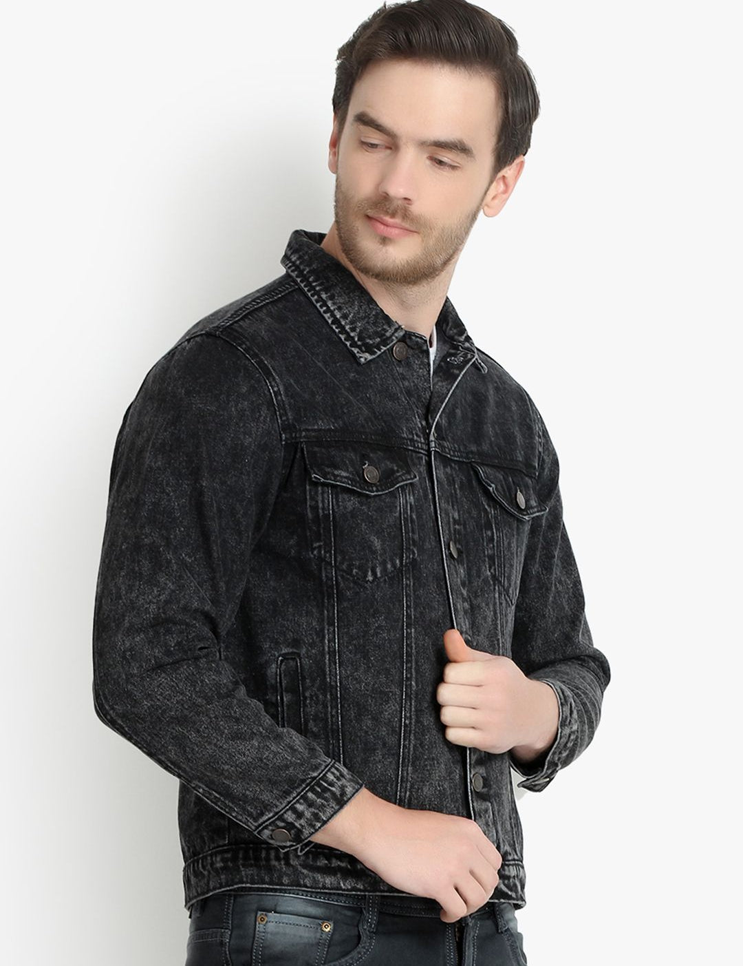 Kotty Men Black Solid Denim Jacket