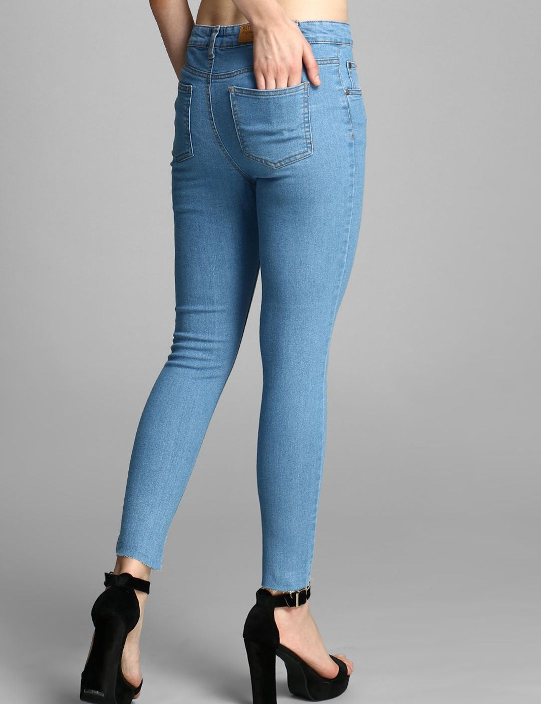Kotty Women Blue Skinny Fit High-Rise Clean Look Jeans