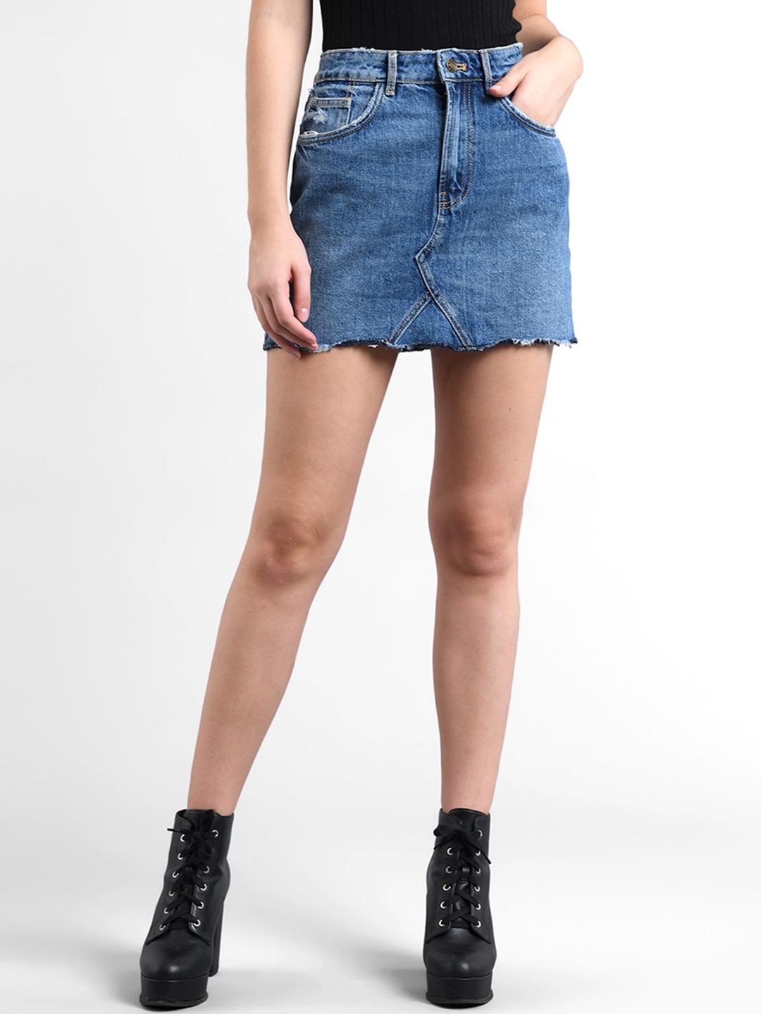 Kotty Women Blue Solid Mini Denim Raw Edge Skirt