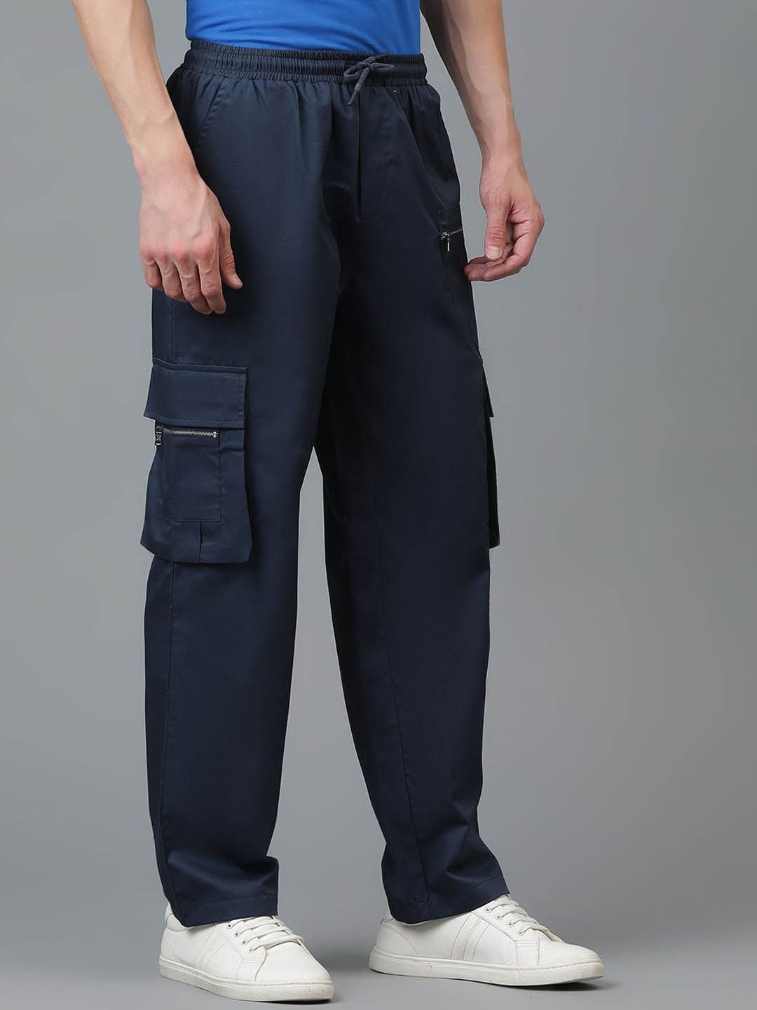 Kotty Men Relaxed Low-Rise Easy Wash Cargos Trousers