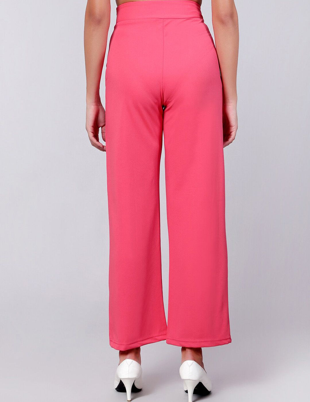 Kotty Women Relaxed Straight Fit High-Rise Easy Wash Trousers