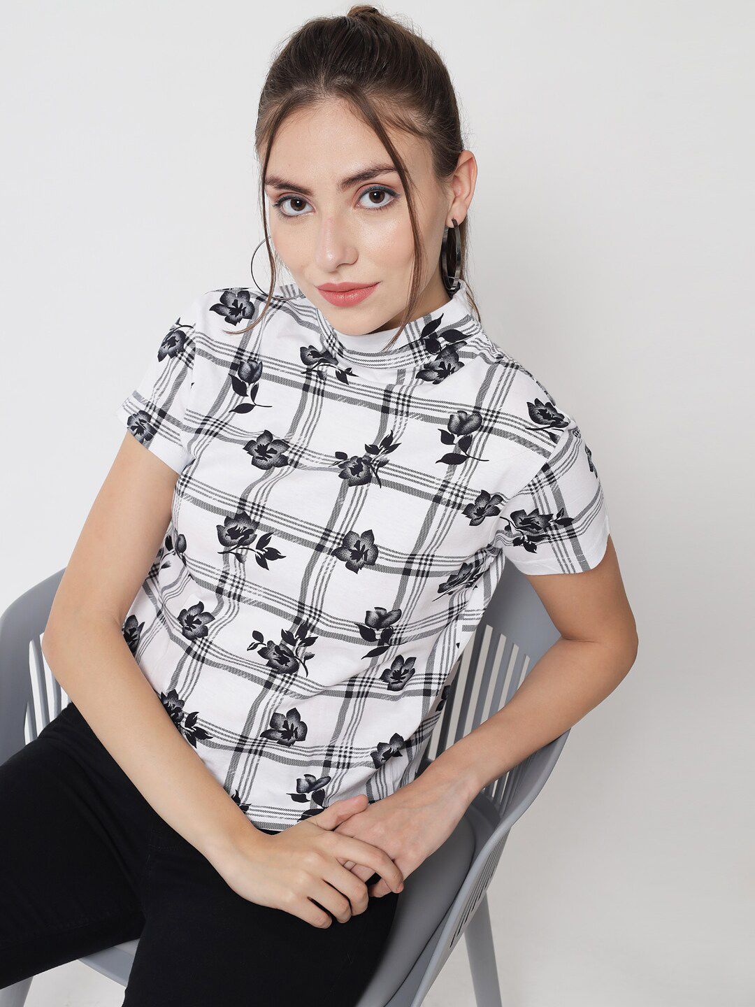Kotty Women White & Black Floral Printed Cotton Blend Top
