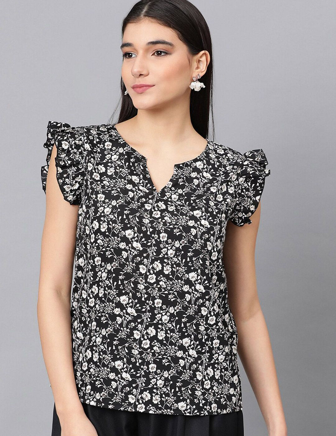 Kotty Floral Printed Flutter Sleeve Top