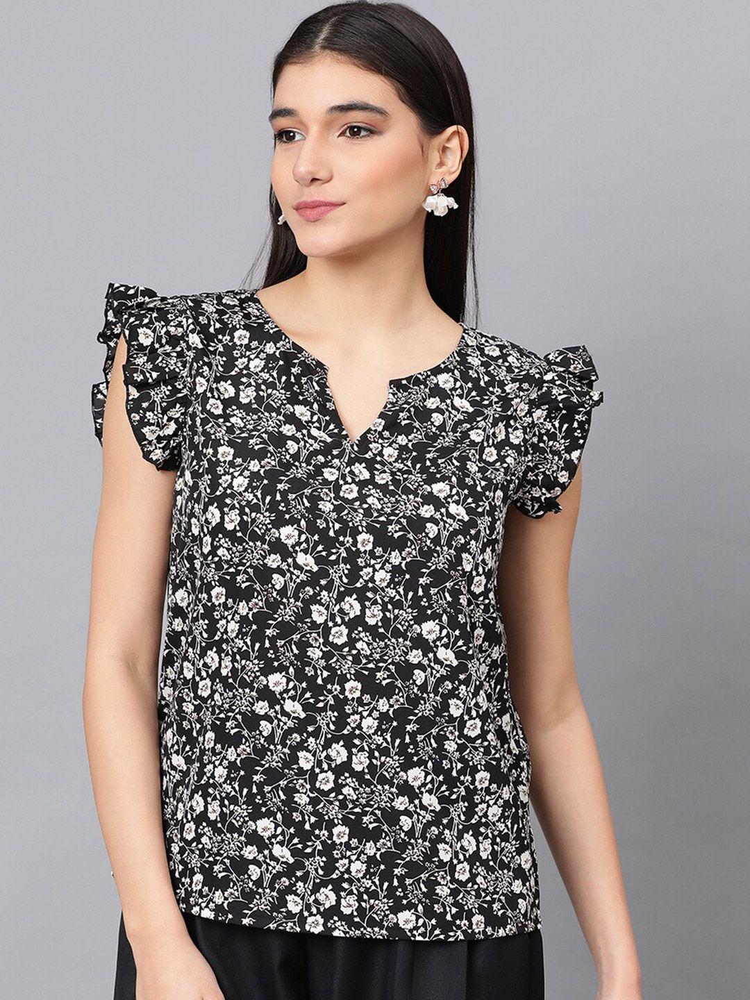 Kotty Floral Printed Flutter Sleeve Top