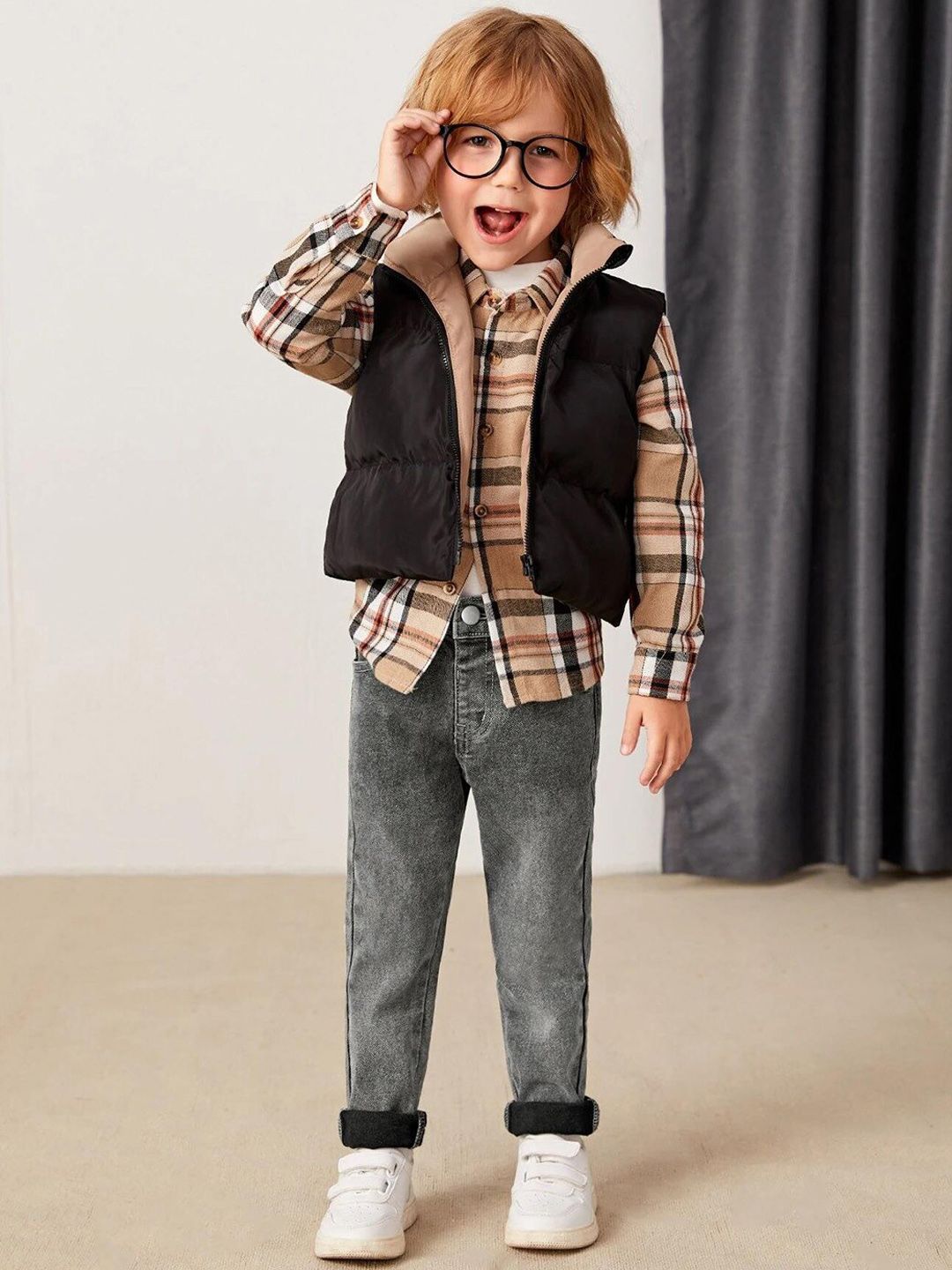 Kotty Boys Regular Fit Mid-Rise Jeans