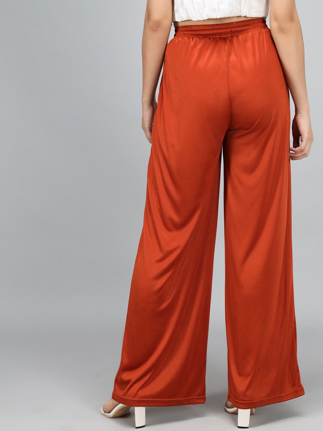 Kotty Women Maroon Loose Fit High-Rise Parallel Trousers