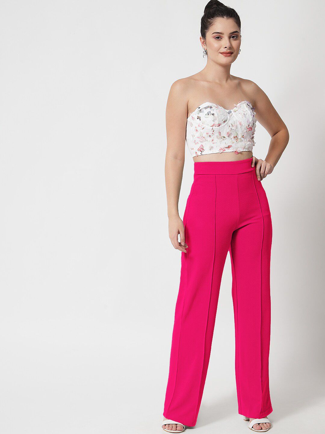 Kotty Women Relaxed Straight Fit High-Rise Easy Wash Parallel Trousers