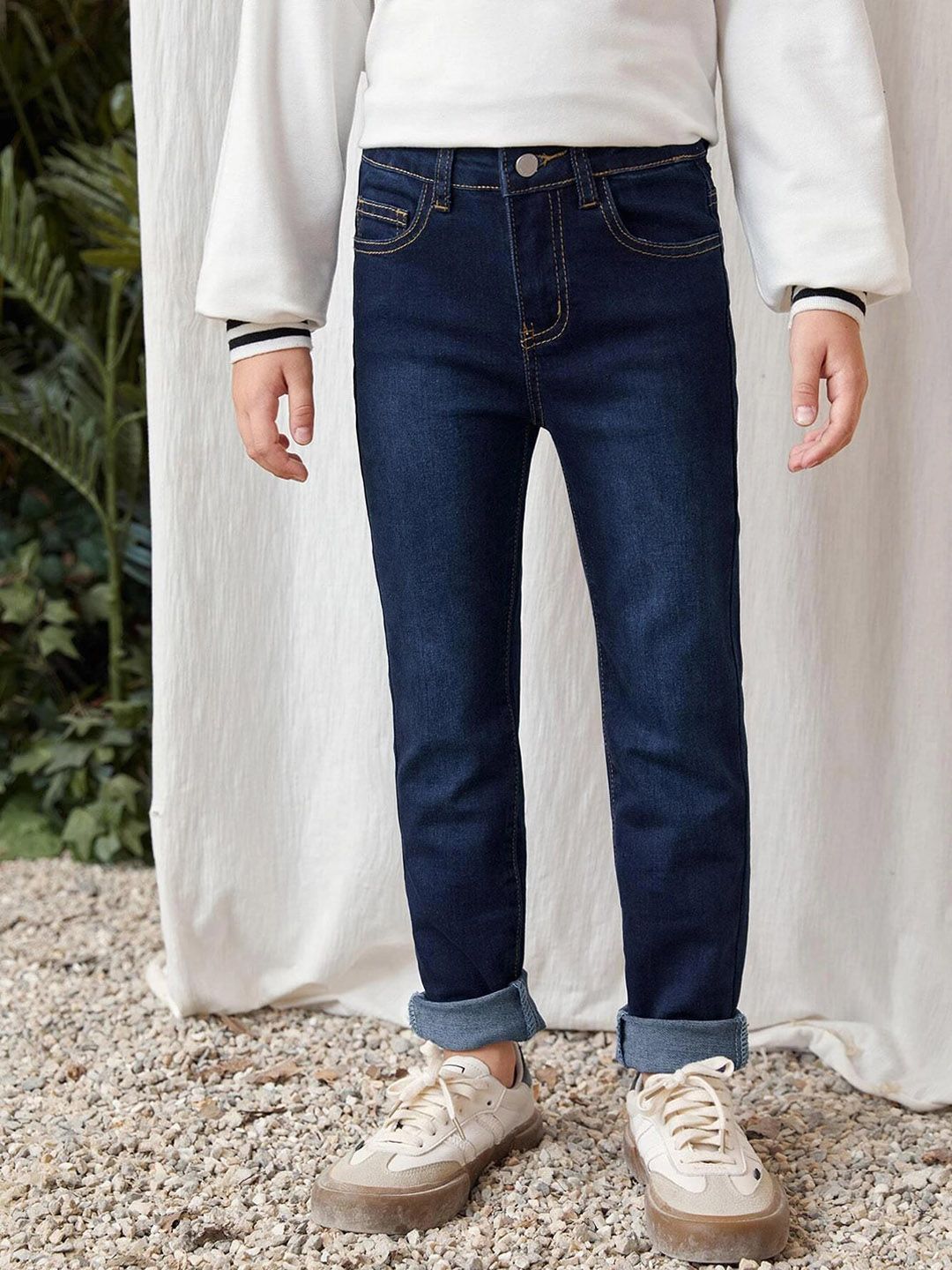 Kotty Boys Light Fade Crinkle Mid-Rise Cotton Stretchable Regular Fit Jeans