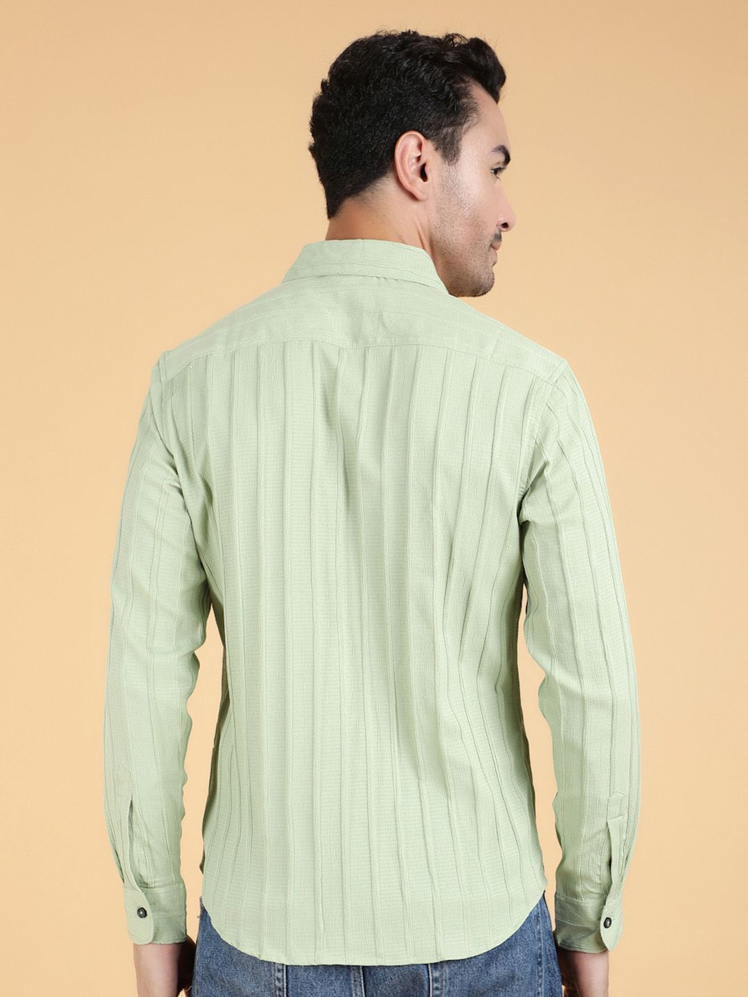 Kotty Men Relaxed Spread Collar Textured Cotton Casual Shirt