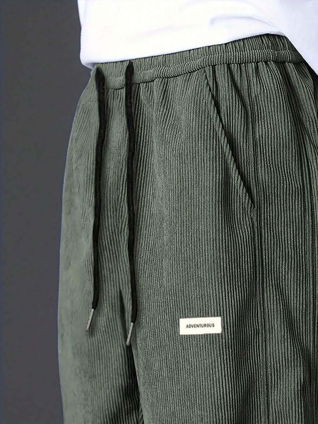 Kotty Men Relaxed High-Rise Corduroy Joggers Trousers