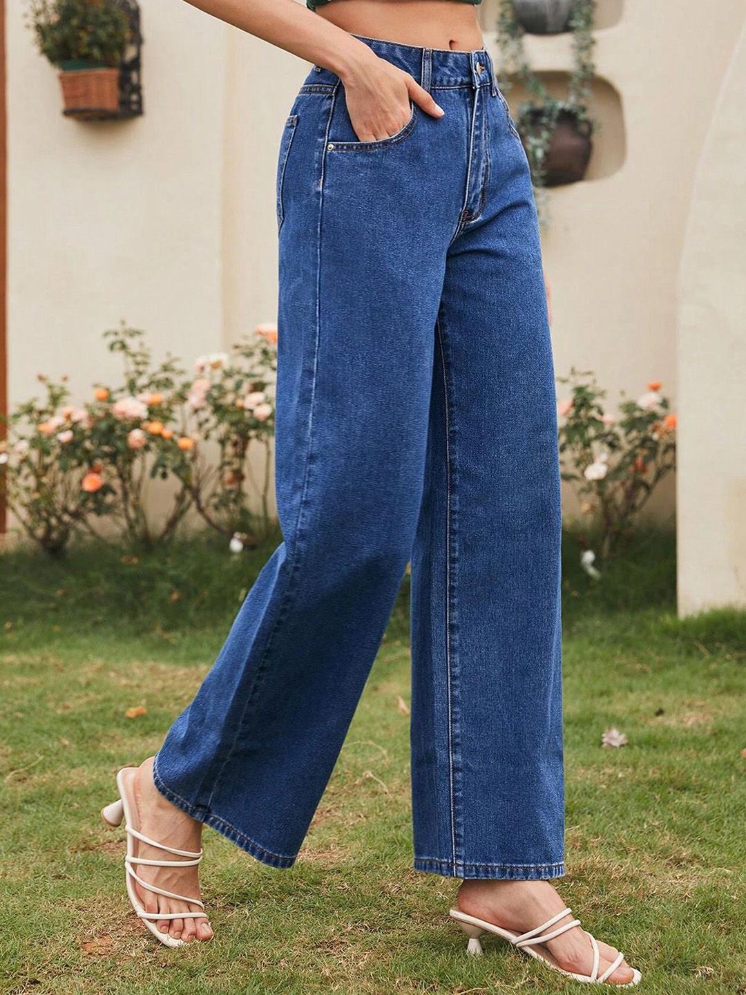 Kotty Women Flared High-Rise Cotton Stretchable Jeans