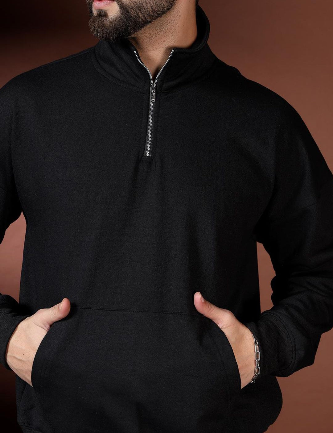 Kotty High Neck Acrylic Sweatshirt With Joggers