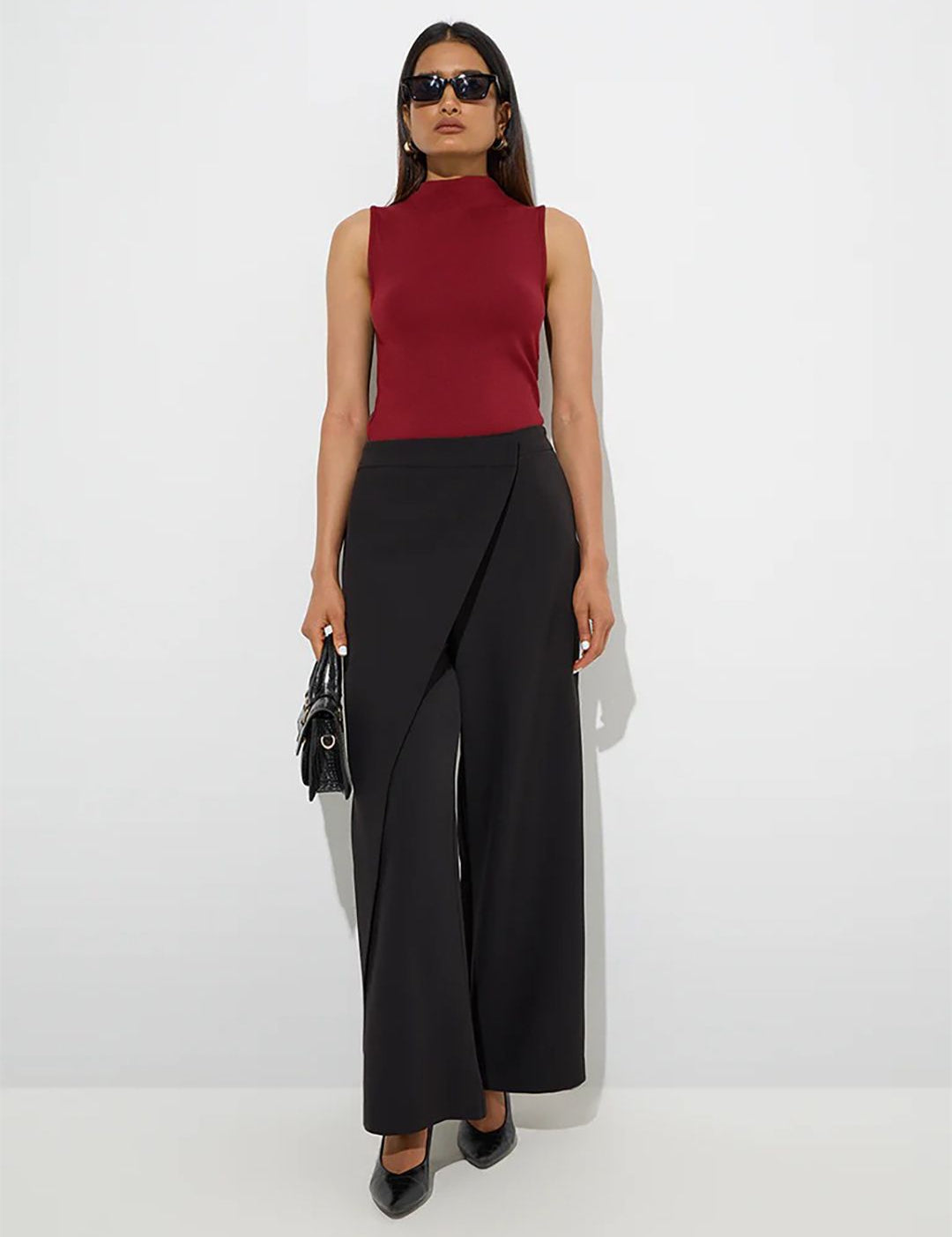 Kotty Women High Neck Sleeveless Top