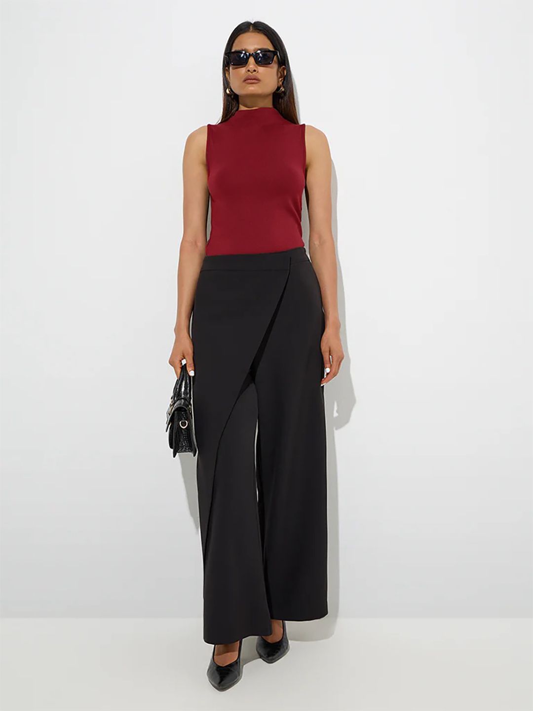 Kotty Women High Neck Sleeveless Top