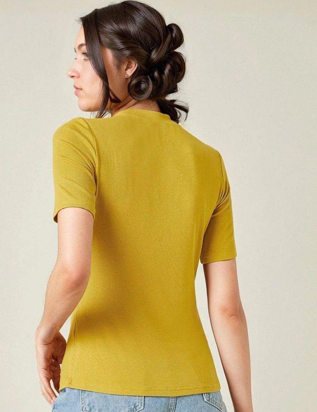 Kotty Women Solid High Neck Top