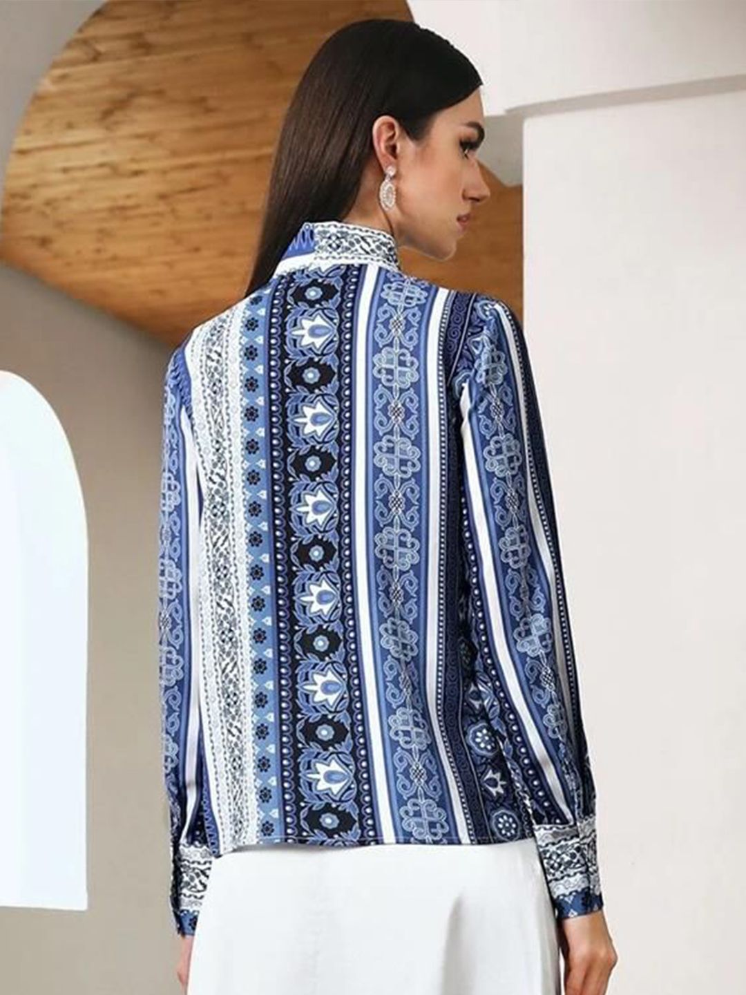 Kotty Floral Printed Tie-Up Neck Crepe Shirt Style Top