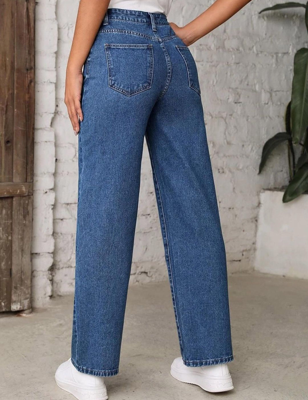 Kotty Women High-Rise Clean Look Stretchable Jeans