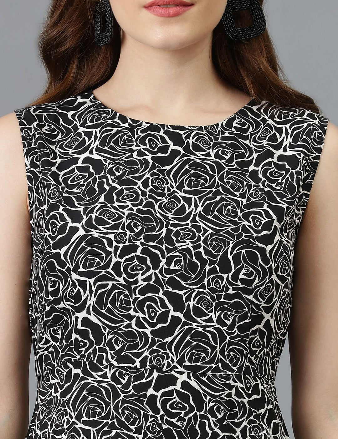Kotty Black & White Floral Printed A-Line Dress