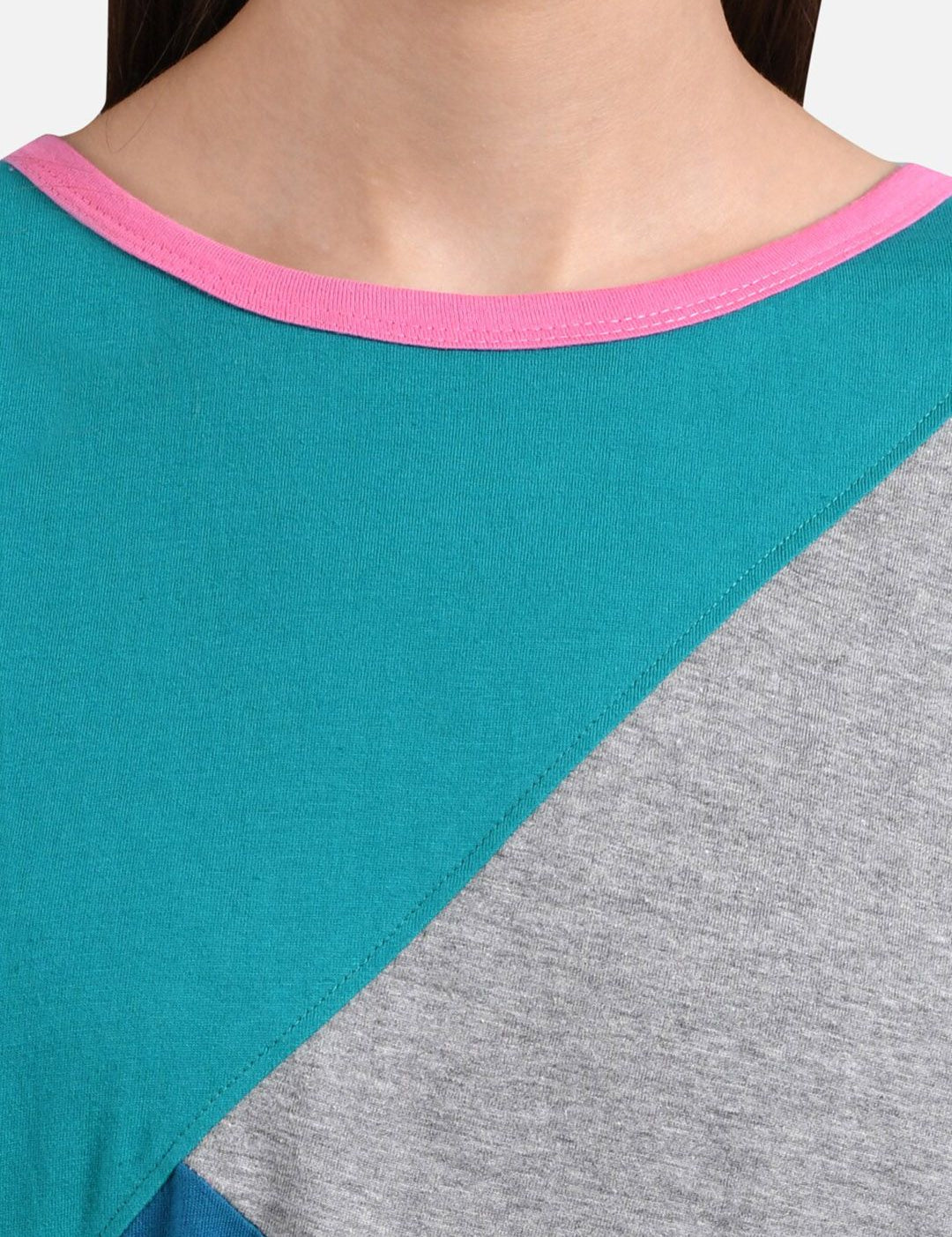 Kotty Women Blue & Pink Colourblocked Round Neck T-shirt