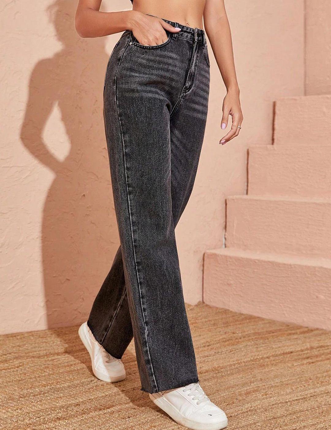 Kotty Women Black Jean Straight Fit High-Rise Heavy Fade Stretchable Jeans