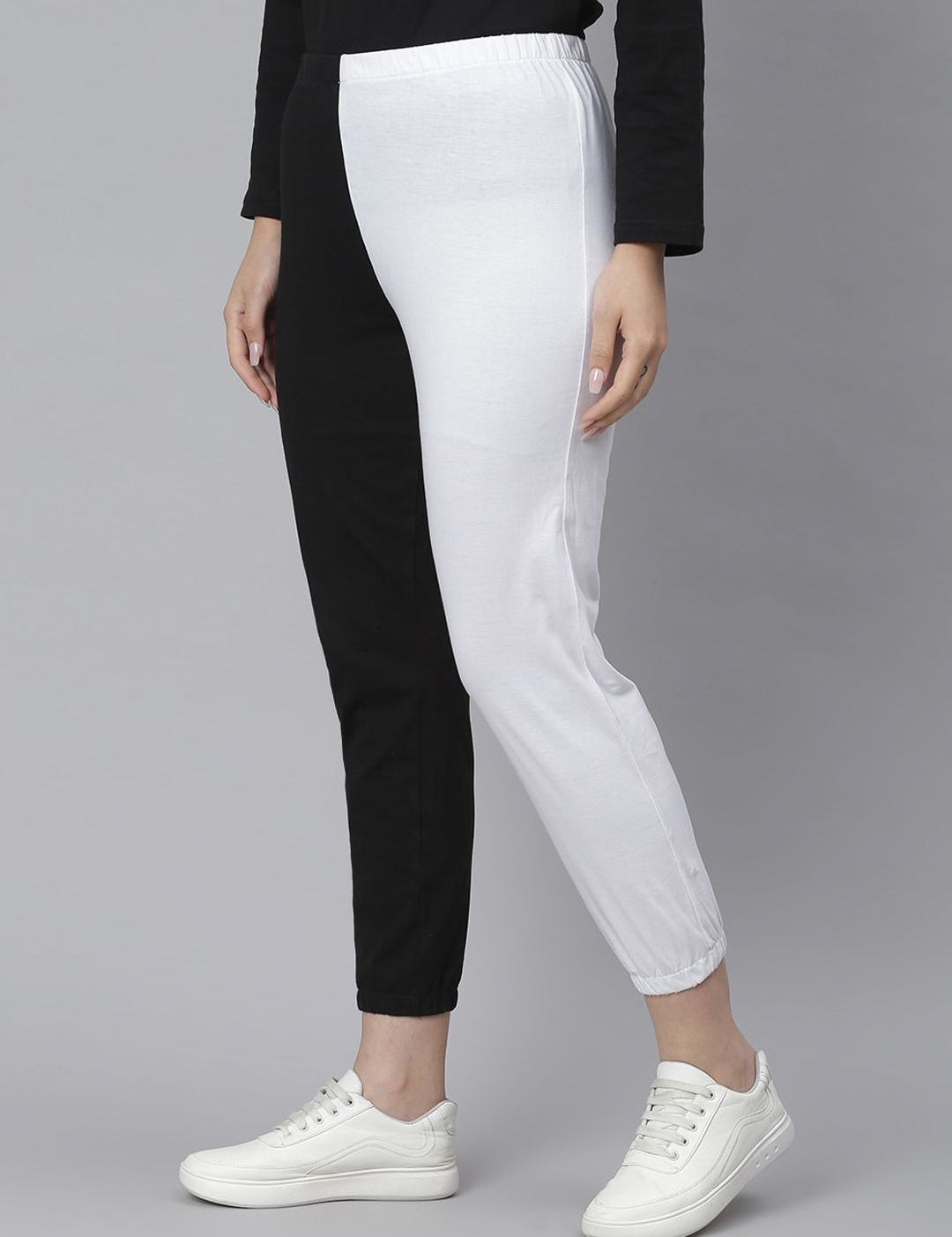 Kotty Women Black & White Colourblocked Straight-Fit Joggers
