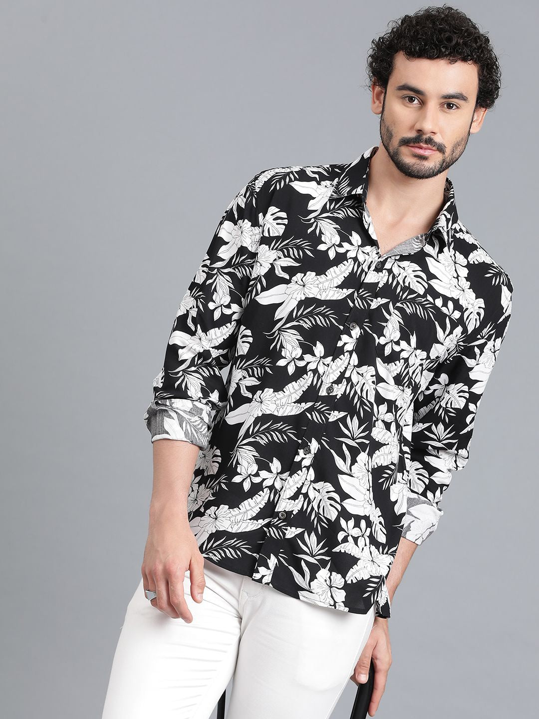 Kotty Men Spread Collar Tropical Printed Casual Shirt