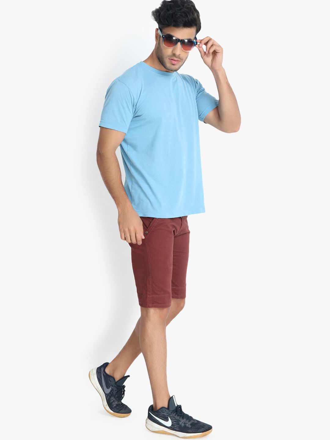 Kotty Men Maroon Solid Regular Fit Regular Shorts
