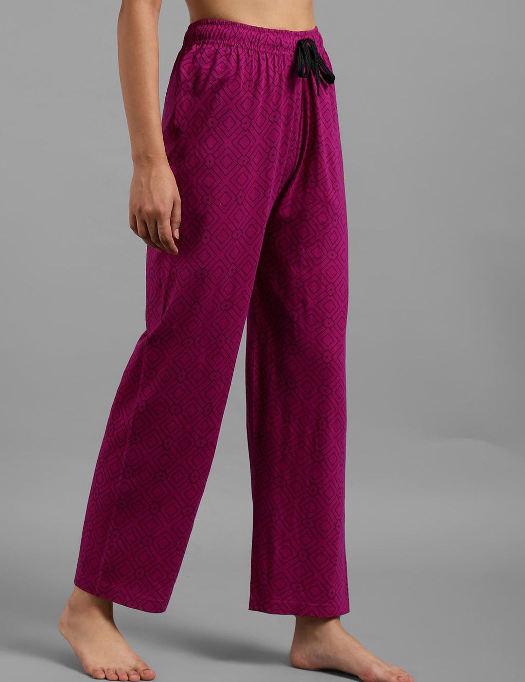 Kotty Women Purple & Black Geometric Print Lounge Pants
