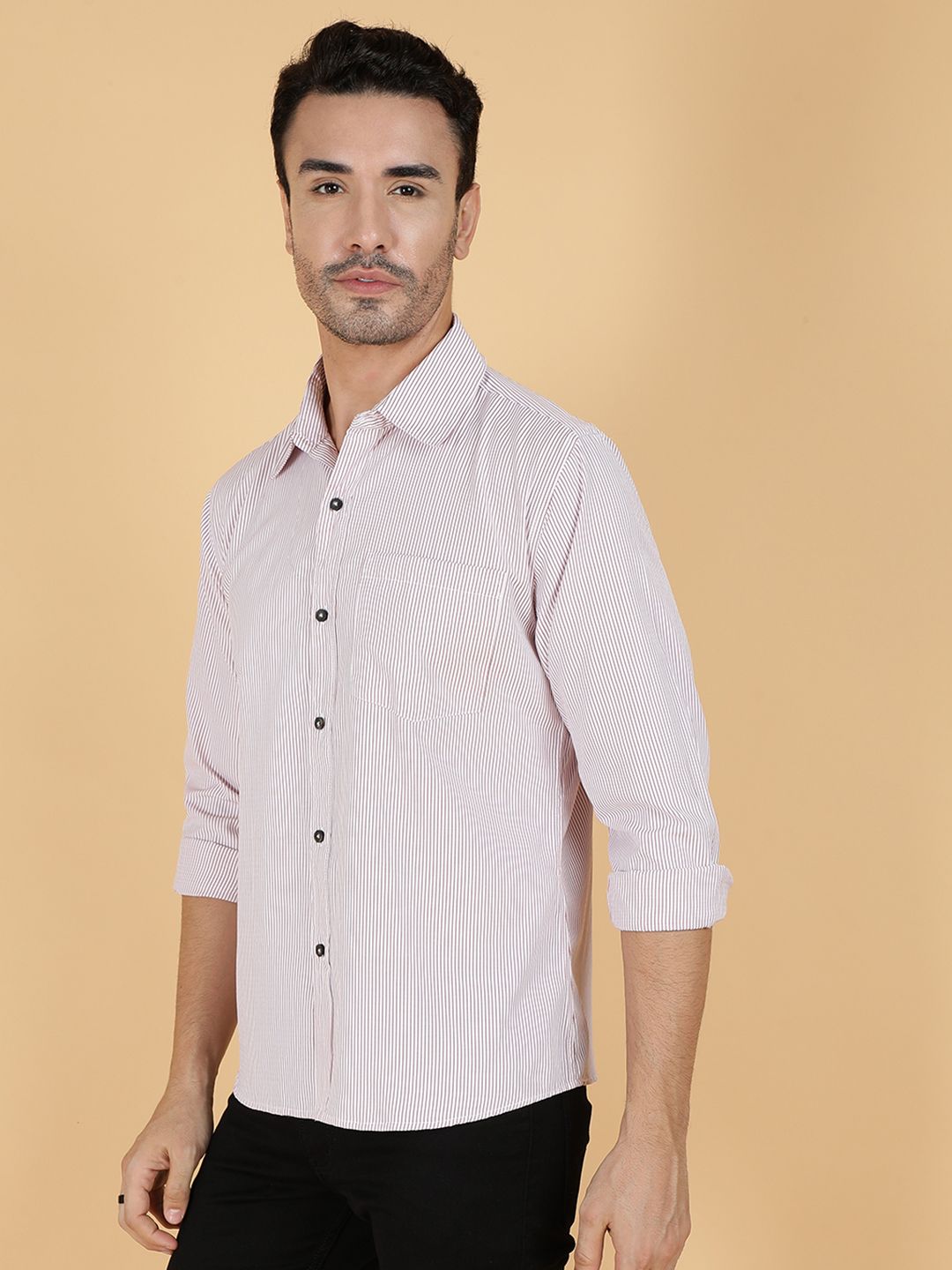 Kotty Men Relaxed Spread Collar Graphic Printed Casual Shirt