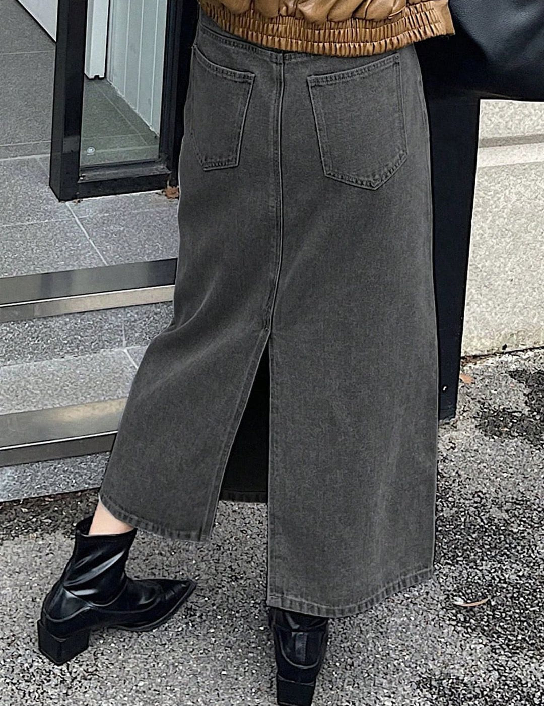 Kotty Denim Straight Midi Skirt