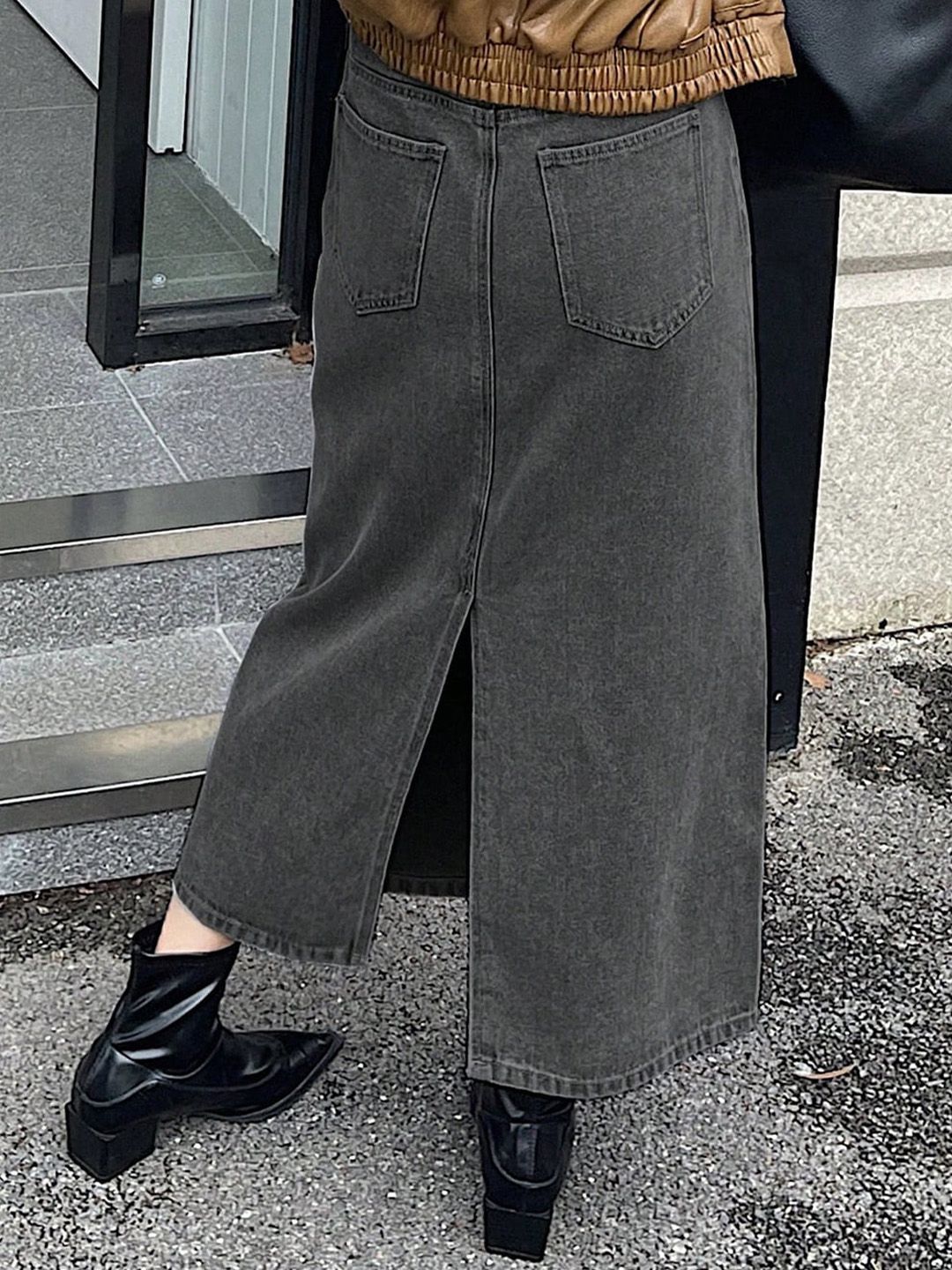 Kotty Denim Straight Midi Skirt